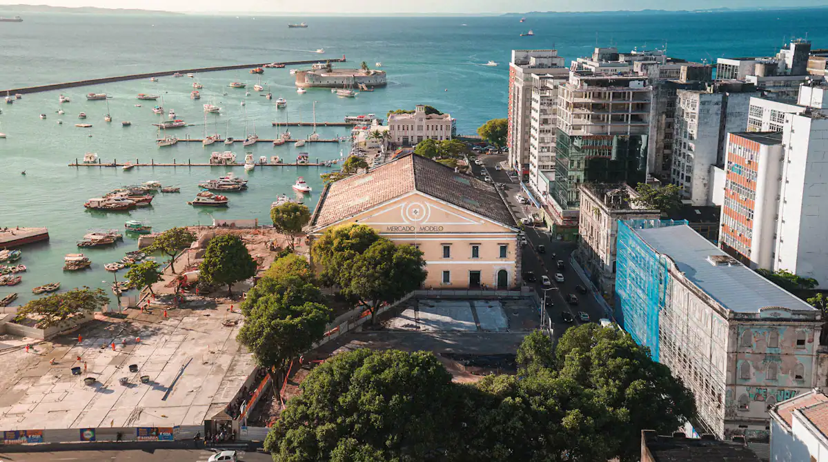 Vista aérea de Salvador, na Bahia, estado da Delegacia Digital para boletim de ocorrência online