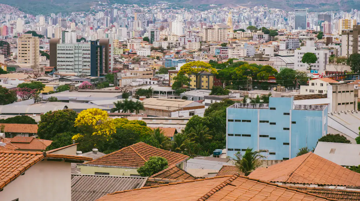 Vista panorâmica de Belo Horizonte, capital de Minas Gerais, onde o B.O. online é feito na Delegacia Virtual